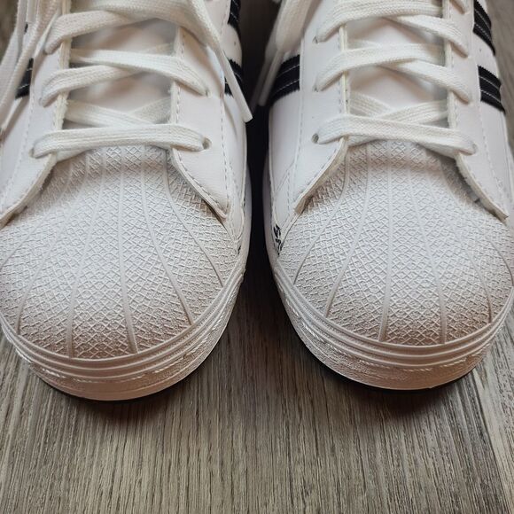 NWOB Adidas Superstar x Philip Colbert Save the Lobster Sneakers size 10.5 - Picture 3 of 13